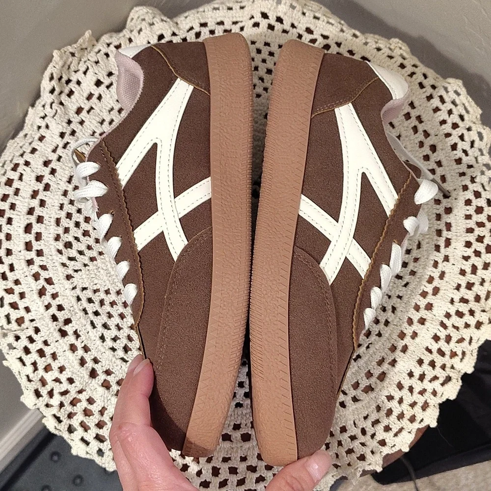 Women's Retro Brown Suede Sneakers Classic Gum Sole Casual Shoes Size 7 38 - Picture 6 of 7